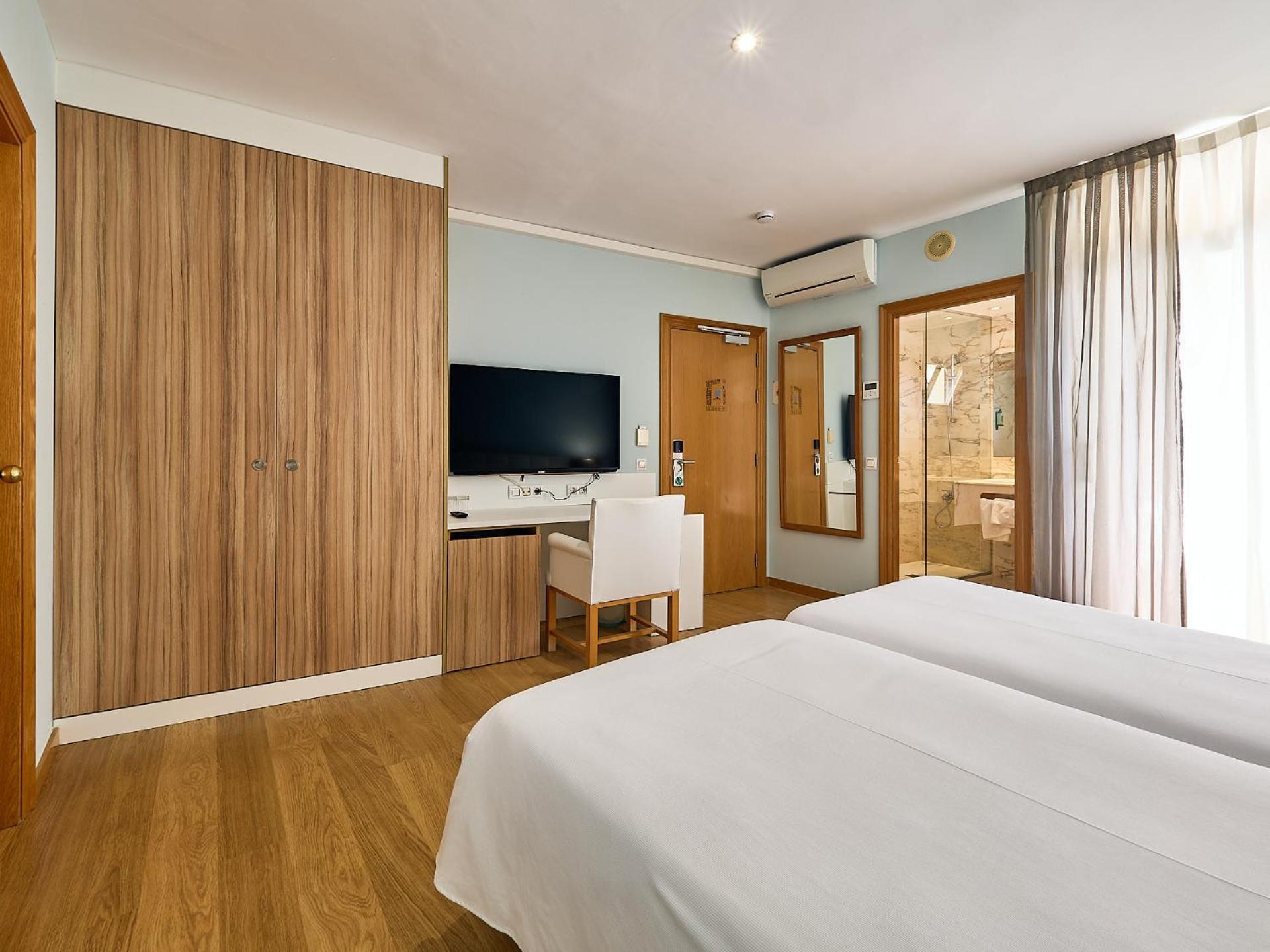 Chambre Lits Jumeaux Spacieuse